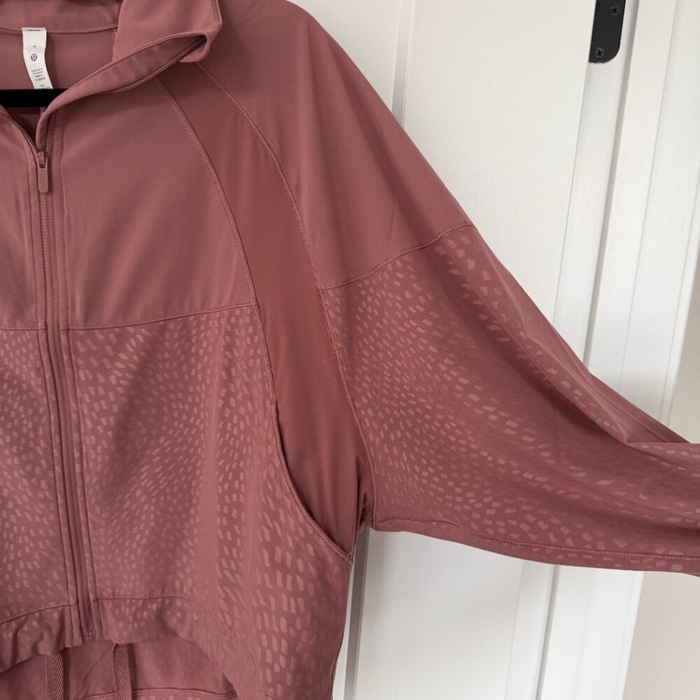 Lululemon In Depth Jacket *Emboss Spiced Chai Size: 4 - Picture 4 of 7